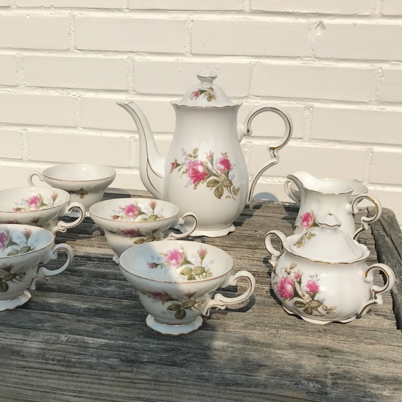 Vintage tea set English rose teapot and teacups china - Picture 7 of 7